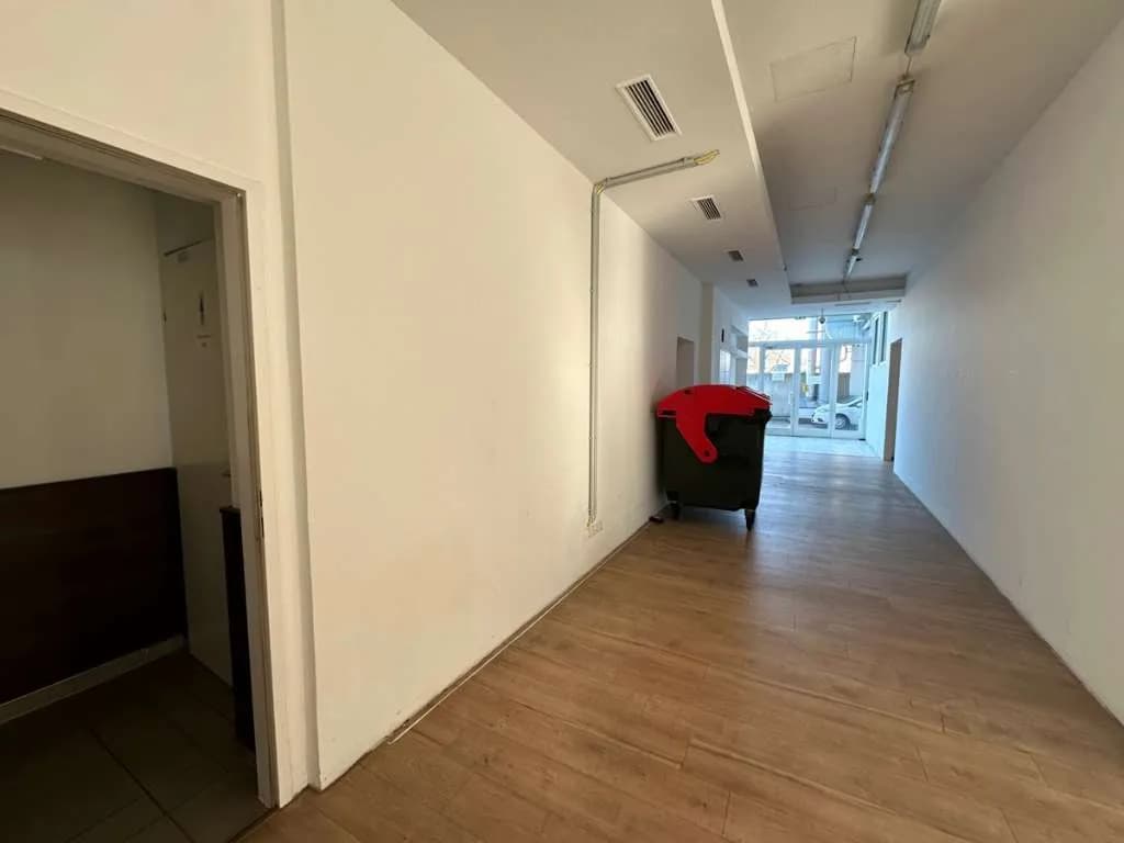 Gewerbeimmobilie mieten in Graz – 389 m², € 5.991 – Bild 8 von 14