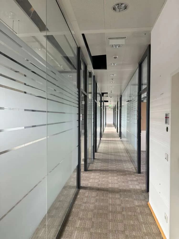Gewerbeimmobilie mieten in Wien – 1 316 m², € 13 – Bild 10 von 11