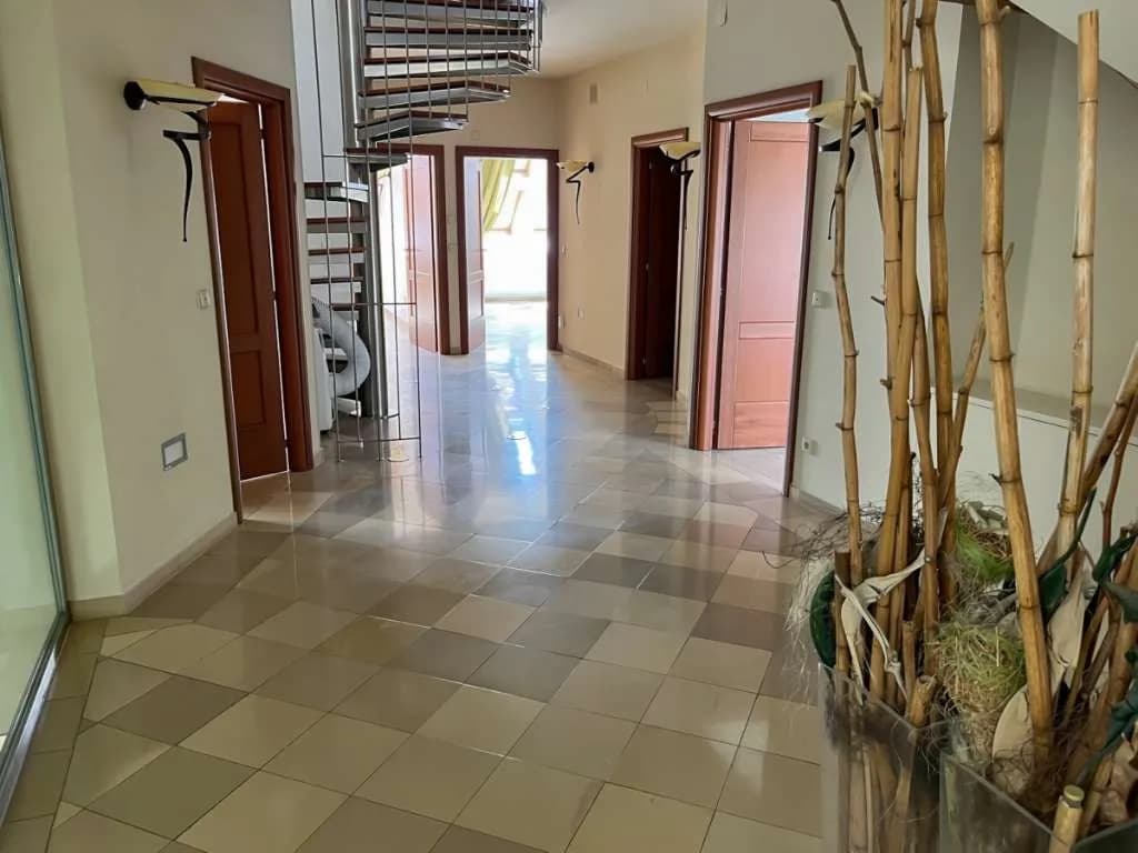 5-Zimmer-Gewerbeimmobilie mieten in Wiener Neustadt – 140 m², € 2.275 – Bild 6 von 22
