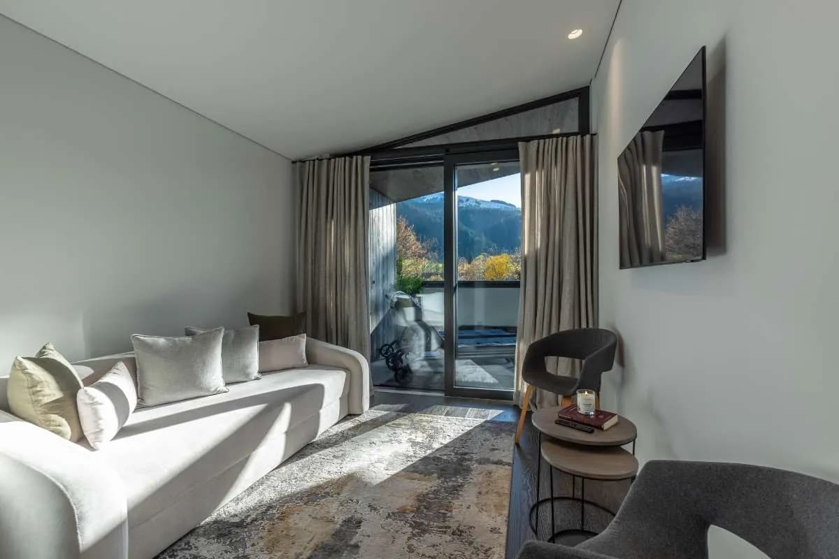 3-Zimmer-Wohnung kaufen in Kitzbühel – 136 m², € 2.950.000 – Bild 11 von 12