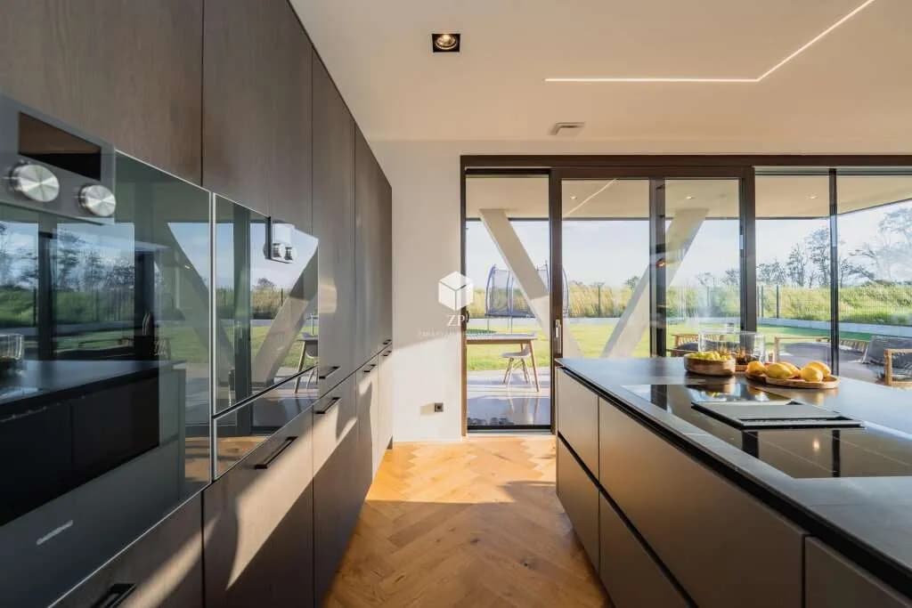 5-Zimmer-Haus kaufen in Bruck an der Leitha – 270 m², € 1.700.000 – Bild 13 von 17