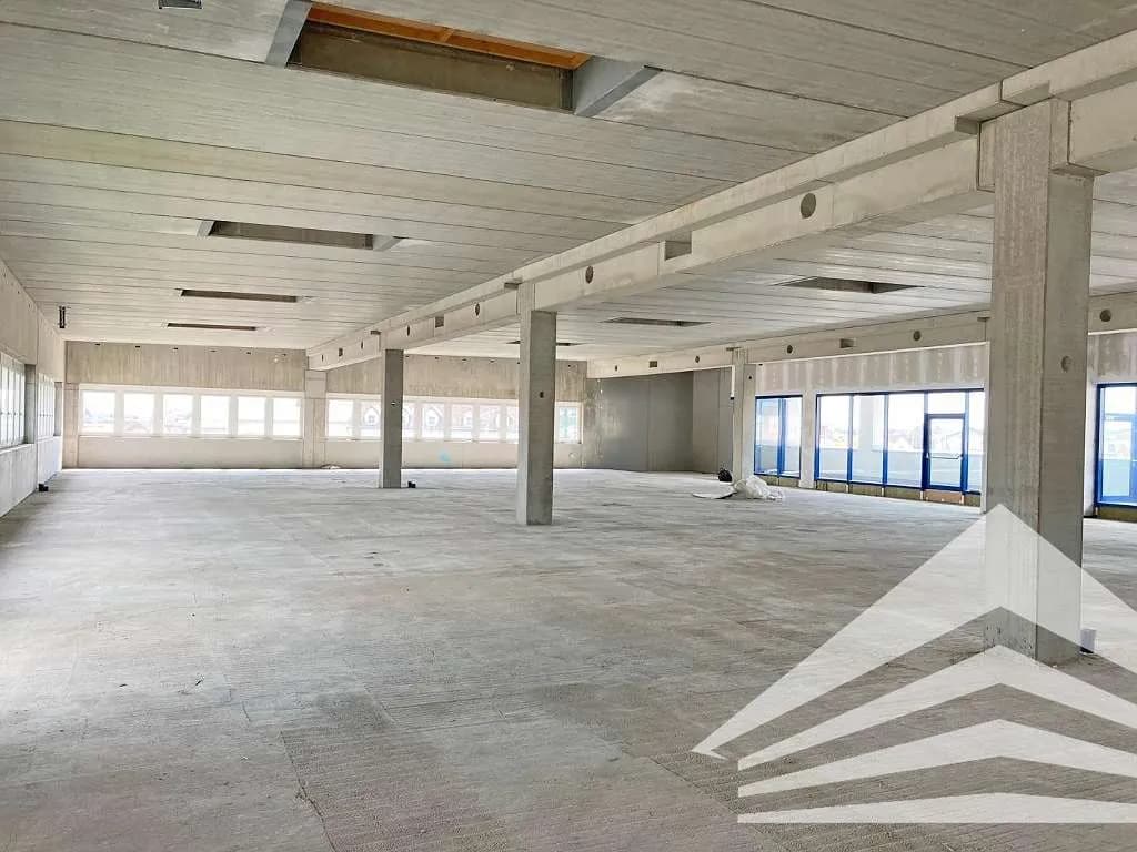 Gewerbeimmobilie mieten in Linz Land – 1 595 m², € 18.344 – Bild 7 von 9