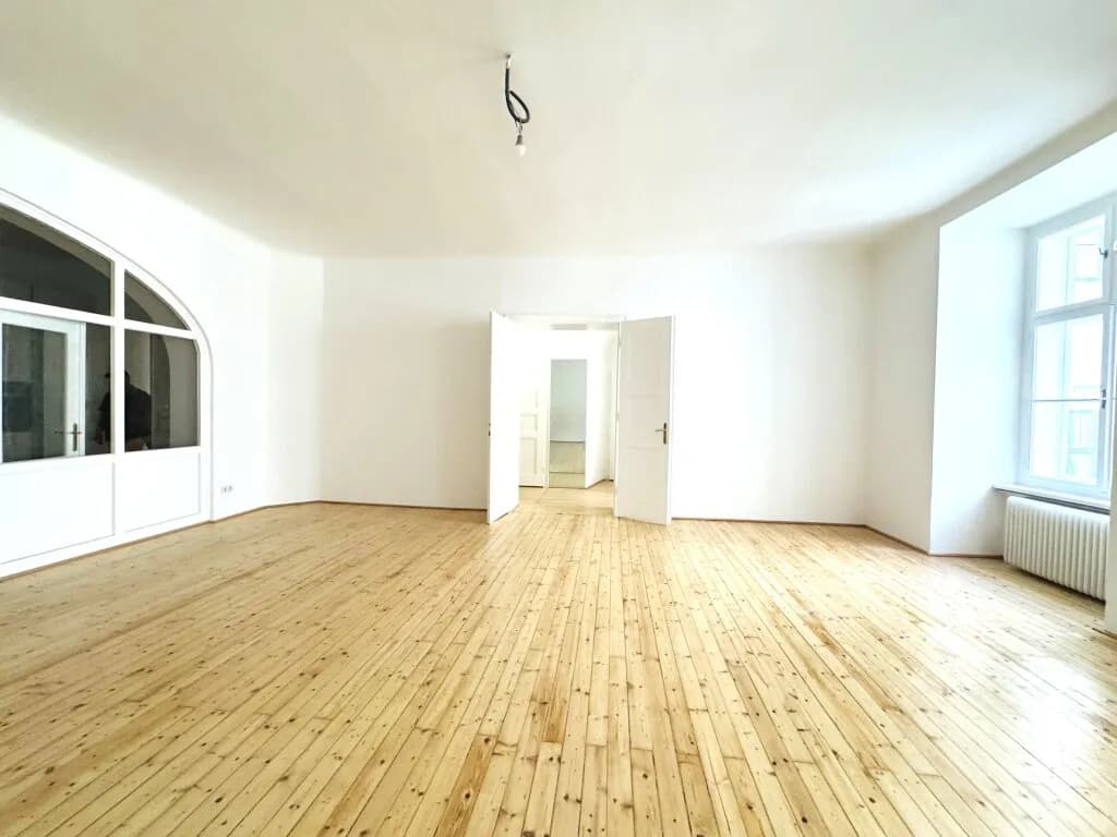 4-Zimmer-Wohnung mieten in Wien – 190 m², € 3.726 – Bild 1 von 28