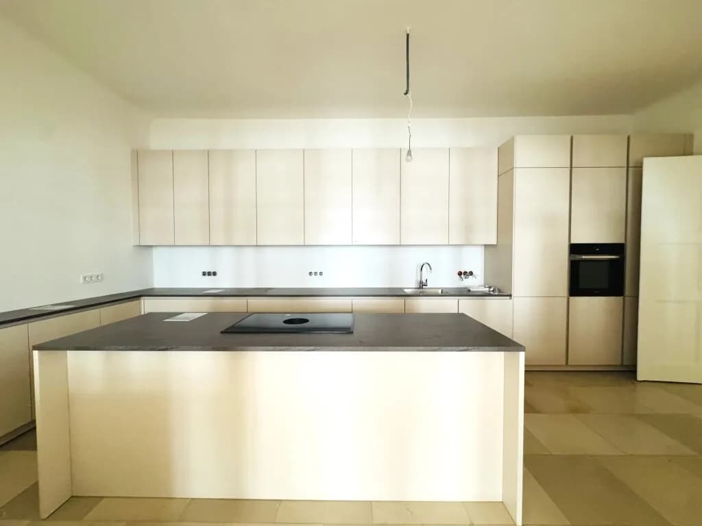 4-Zimmer-Wohnung mieten in Wien – 190 m², € 3.726 – Bild 4 von 28
