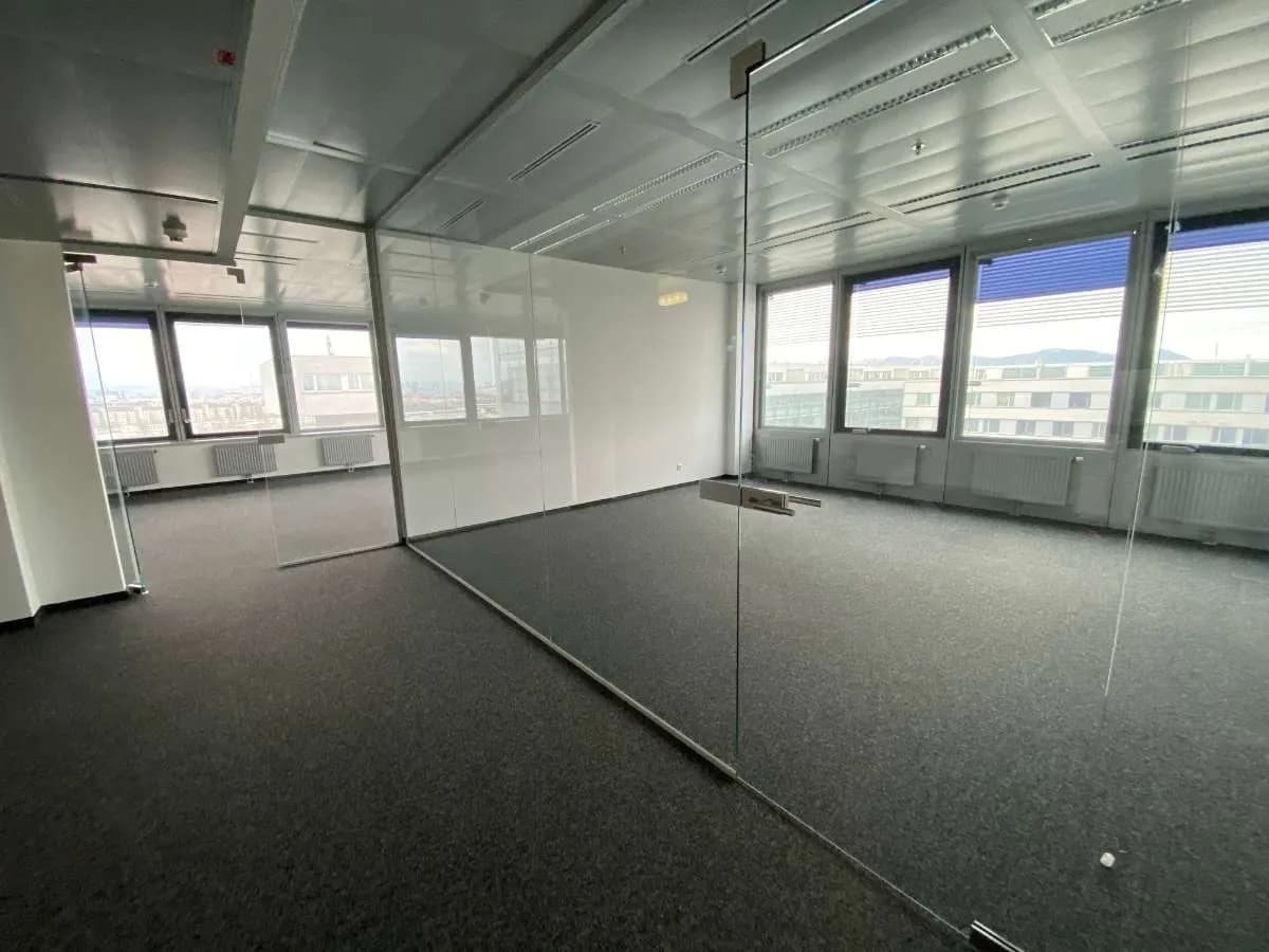 Gewerbeimmobilie mieten in Wien – 694 m², € 14.539 – Bild 1 von 18