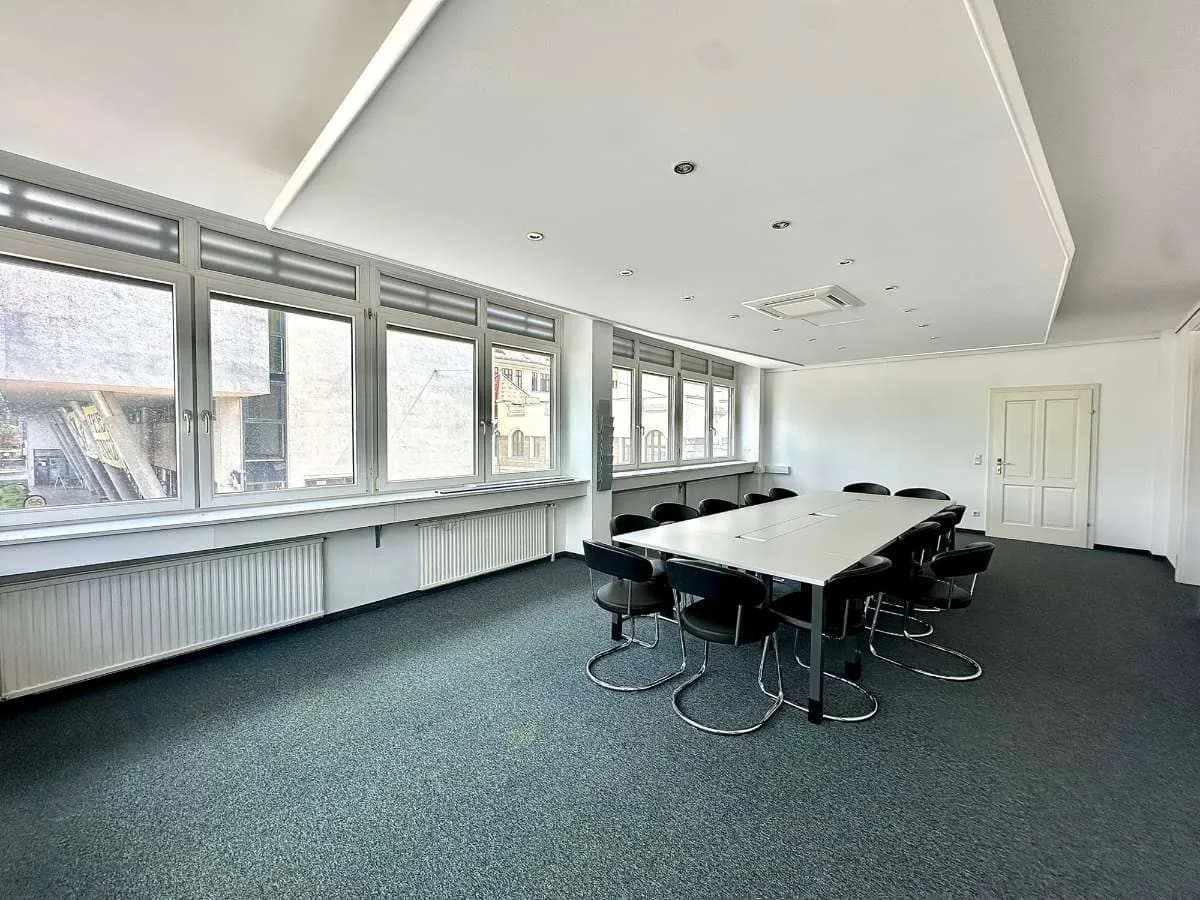 Gewerbeimmobilie mieten in Wien – 338 m², € 4.801 – Bild 6 von 9