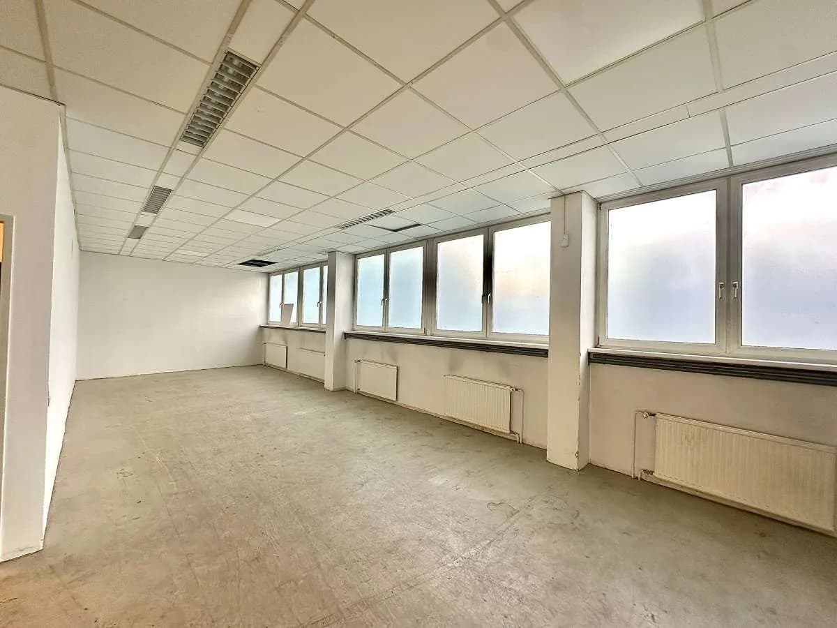 Gewerbeimmobilie mieten in Wien – 338 m², € 4.801 – Bild 9 von 9