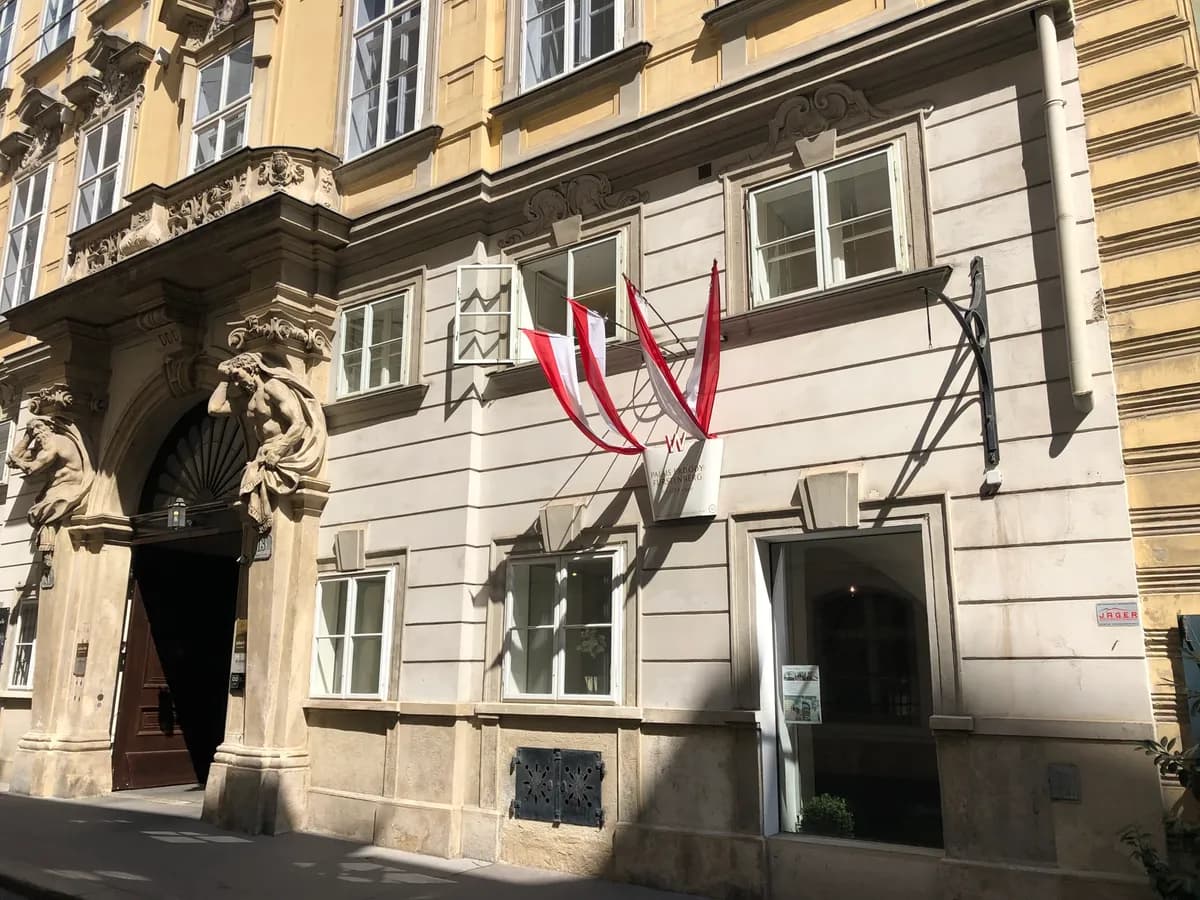 Gewerbeimmobilie mieten in Wien – 170 m², € 7.000 – Bild 8 von 10