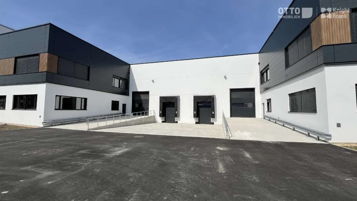 Gewerbeimmobilie mieten in Wien – 1 769 m², € 19.994 – Bild 1 von 17
