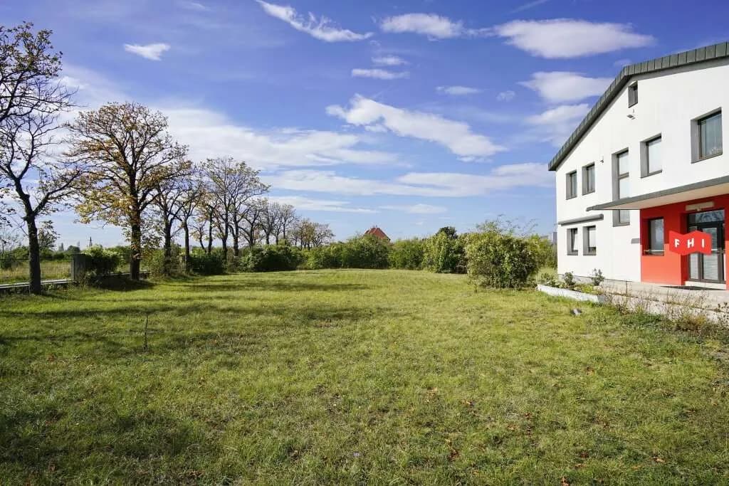 Immobilie mieten in Wiener Neustadt Land – 8 500 m², € 8.500 – Bild 11 von 12