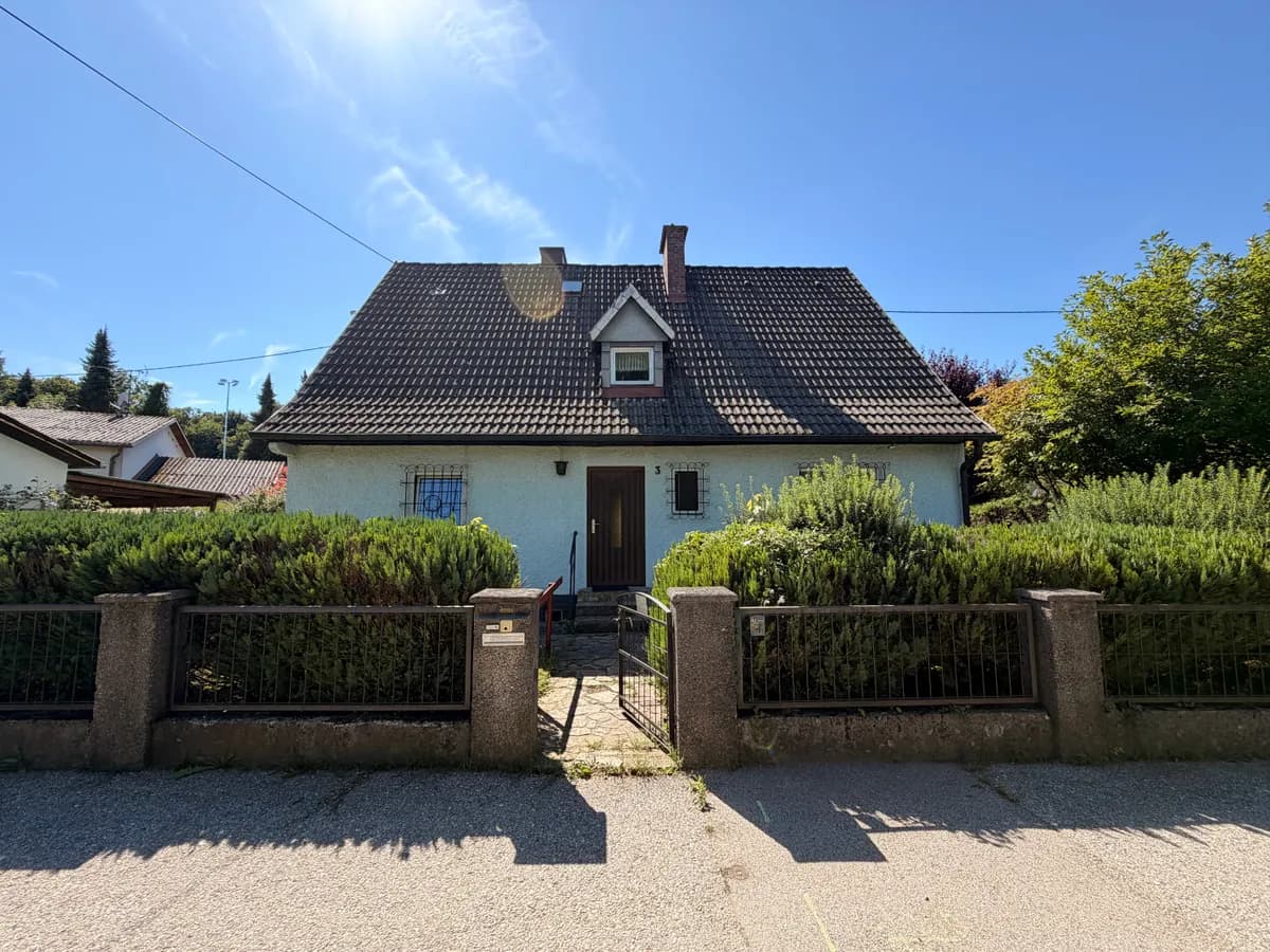 9-Zimmer-Haus kaufen in Steyr – 161 m², € 360.000