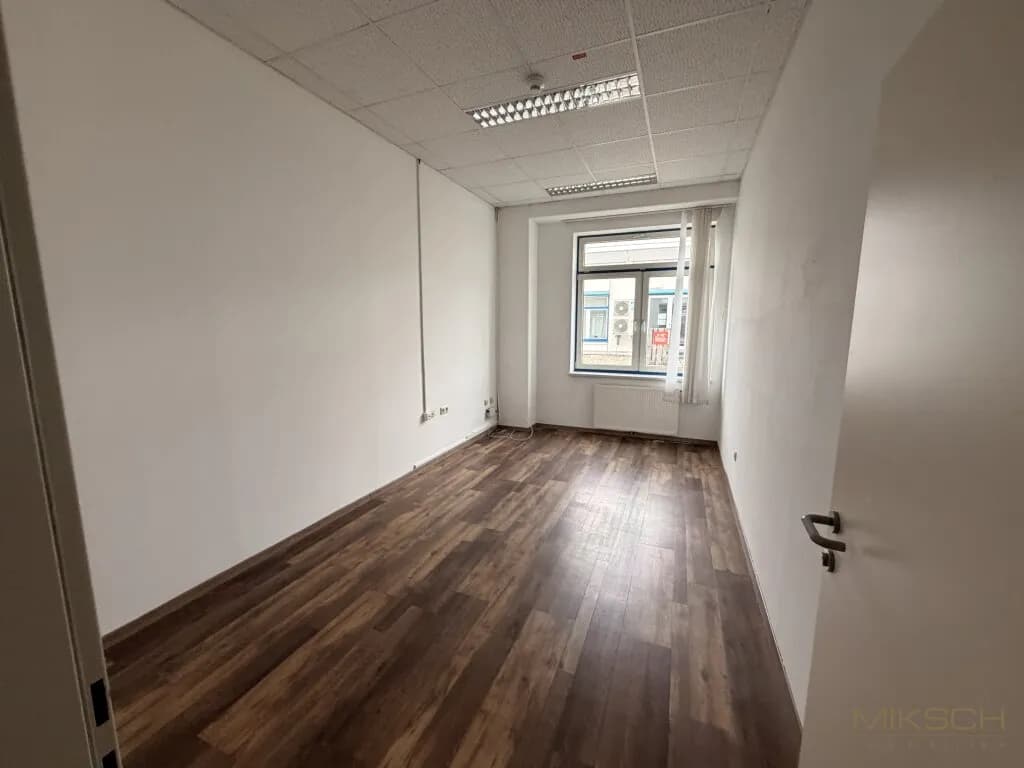 Gewerbeimmobilie mieten in Sankt Pölten – 403 m², € 12 – Bild 2 von 16