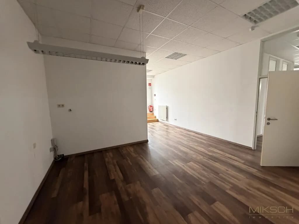 Gewerbeimmobilie mieten in Sankt Pölten – 403 m², € 12 – Bild 11 von 16
