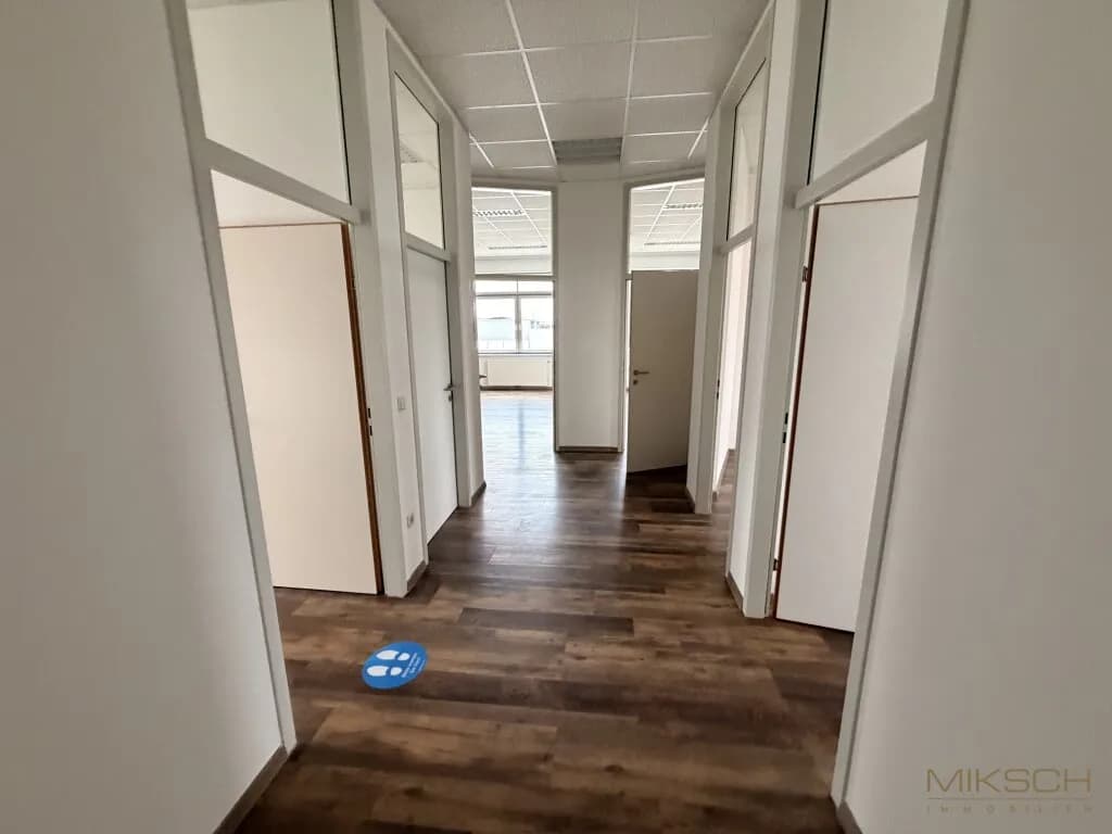 Gewerbeimmobilie mieten in Sankt Pölten – 403 m², € 12 – Bild 12 von 16