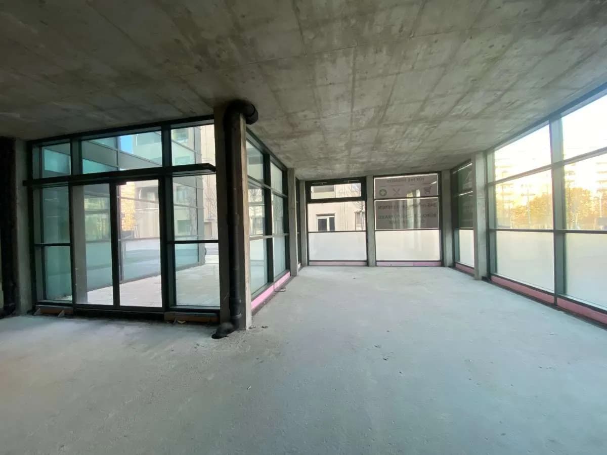 Gewerbeimmobilie mieten in Wien – 345 m², € 12 – Bild 2 von 11