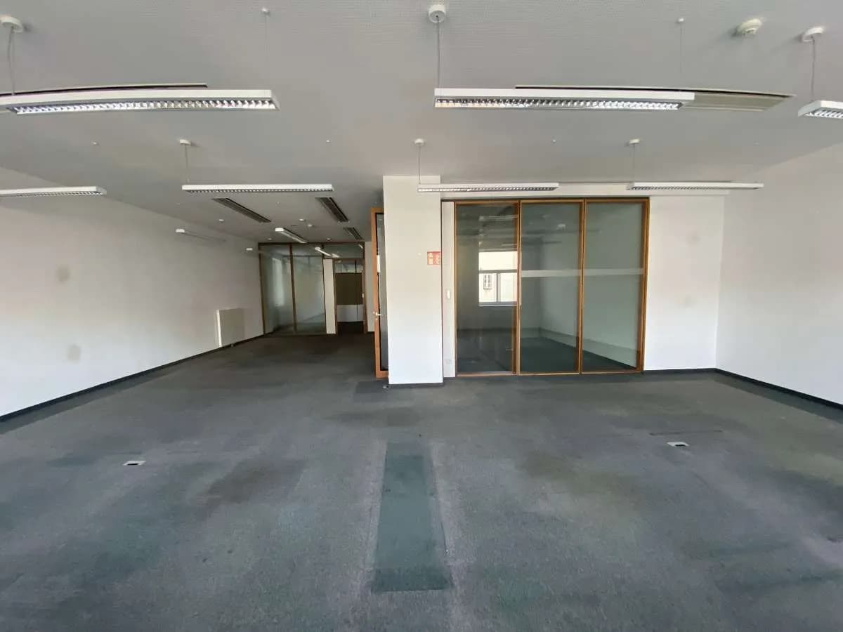 Gewerbeimmobilie mieten in Wien – 638 m², € 17.995 – Bild 9 von 11