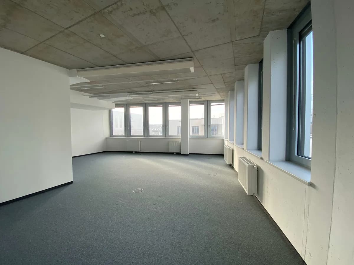 Gewerbeimmobilie mieten in Wien – 1 624 m², € 36.378 – Bild 4 von 11