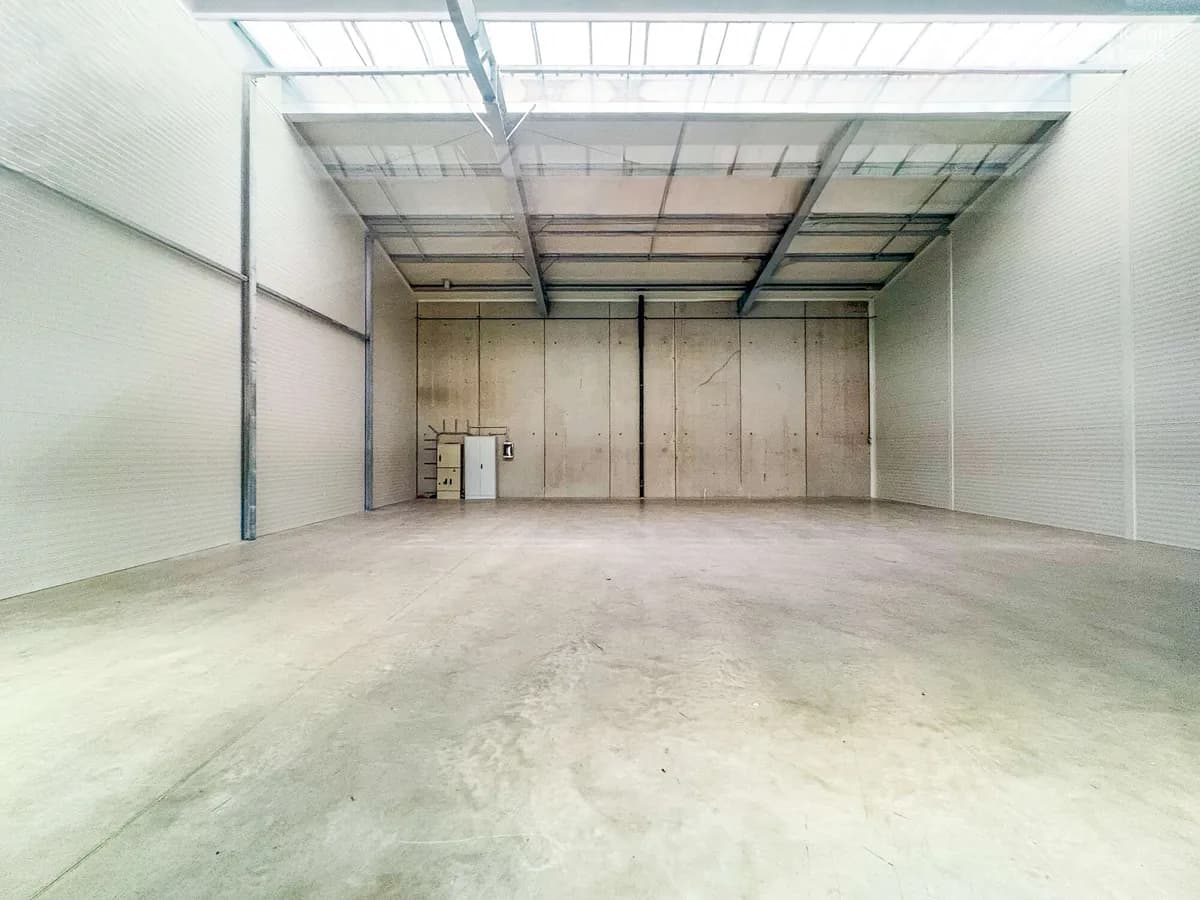 Immobilie mieten in Wien – 260 m², € 10 – Bild 8 von 13