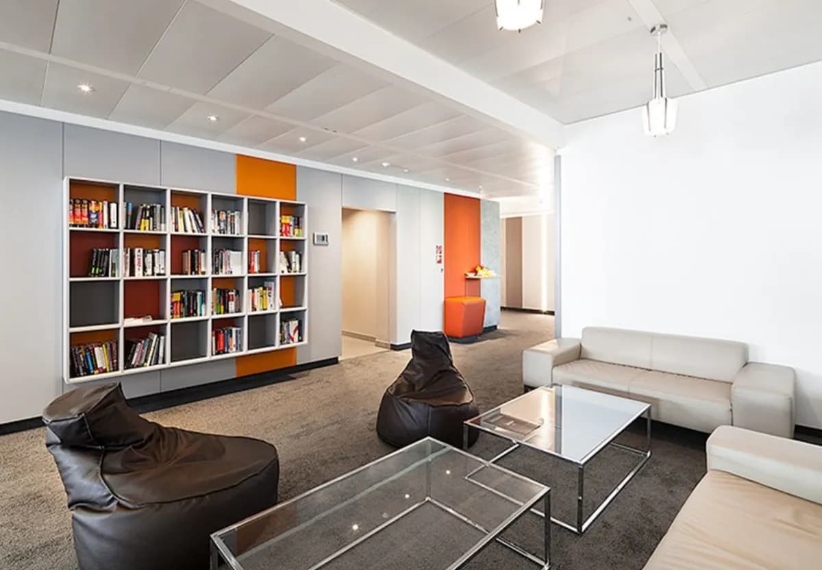 Gewerbeimmobilie mieten in Wien – 1 239 m², € 26.134 – Bild 2 von 17