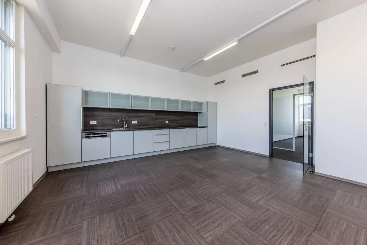 Gewerbeimmobilie mieten in Wien – 408 m², € 7.352 – Bild 8 von 12