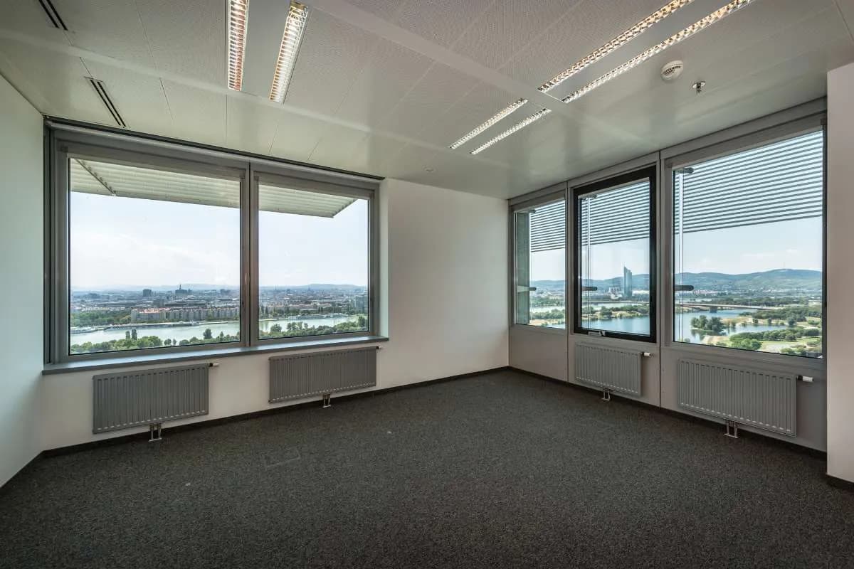 Gewerbeimmobilie mieten in Wien – 447 m², € 8.918 – Bild 2 von 10
