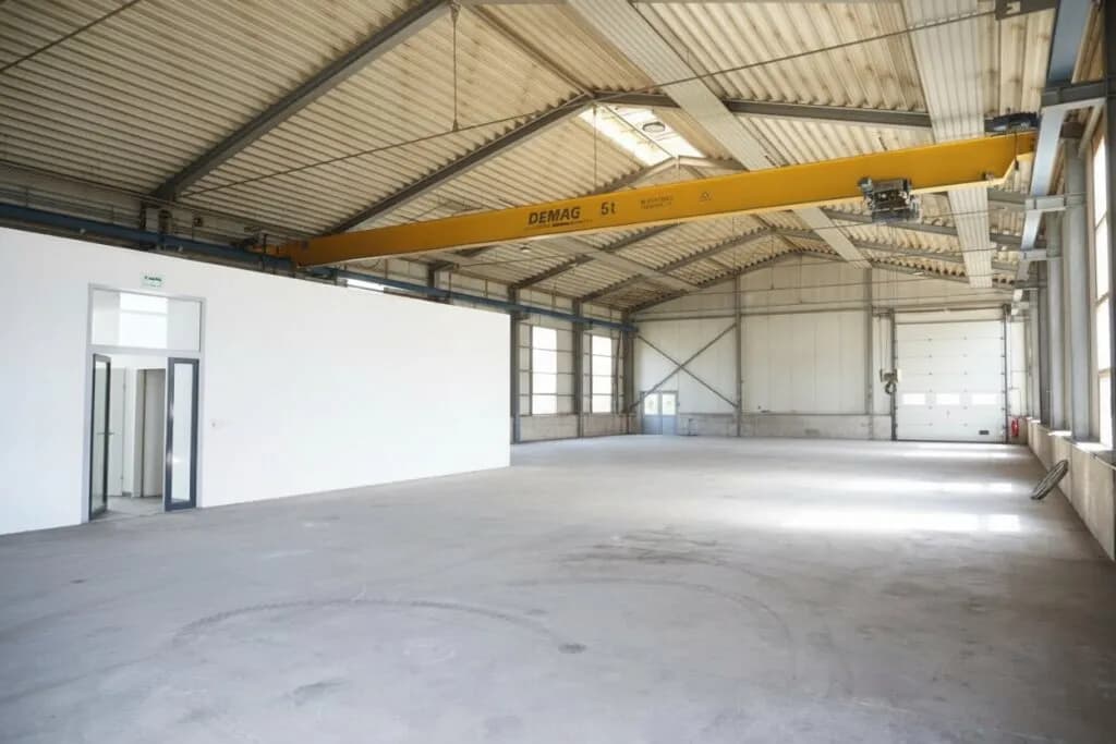 Gewerbeimmobilie mieten in Bruck-Mürzzuschlag – 560 m², € 3.920 – Bild 3 von 5