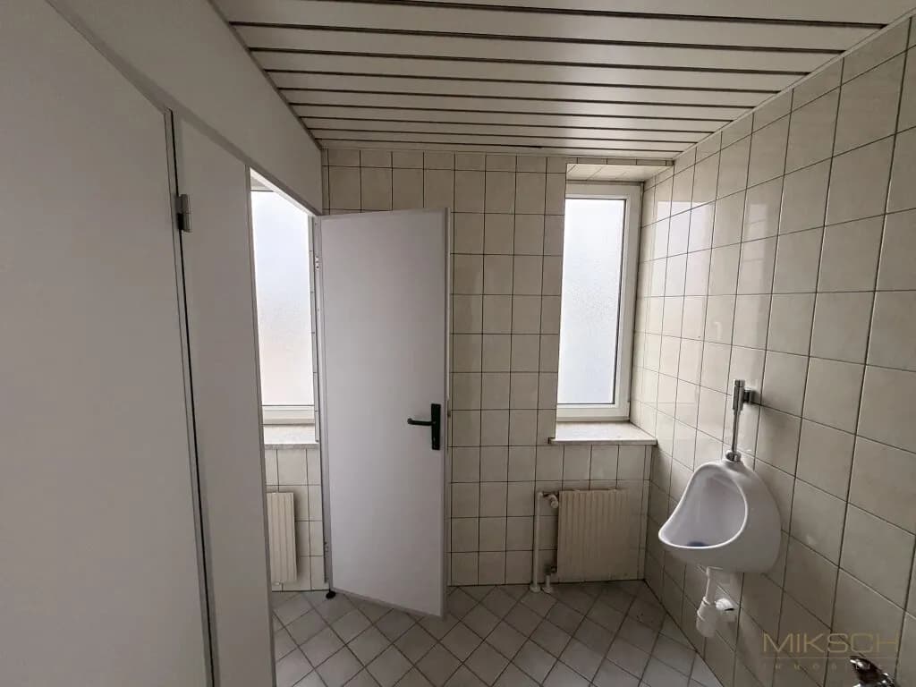 11-Zimmer-Gewerbeimmobilie mieten in Sankt Pölten – 341 m², € 10 – Bild 15 von 16