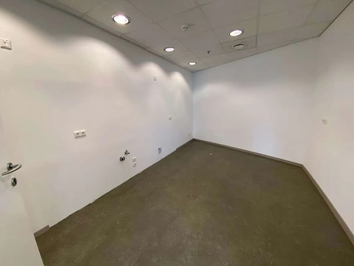 Gewerbeimmobilie mieten in Wien – 335 m², € 6.318 – Bild 7 von 10