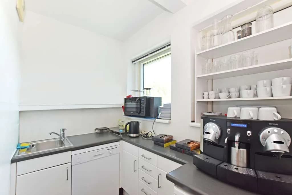 Gewerbeimmobilie mieten in Wien – 367 m², € 14 – Bild 6 von 13