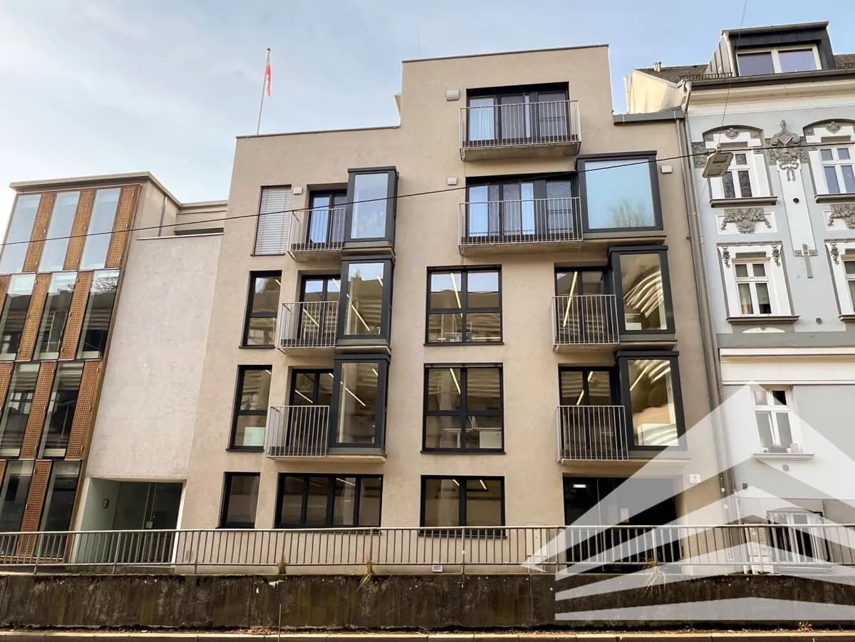 10-Zimmer-Gewerbeimmobilie mieten in Linz – 318 m², € 4.675 – Bild 7 von 10
