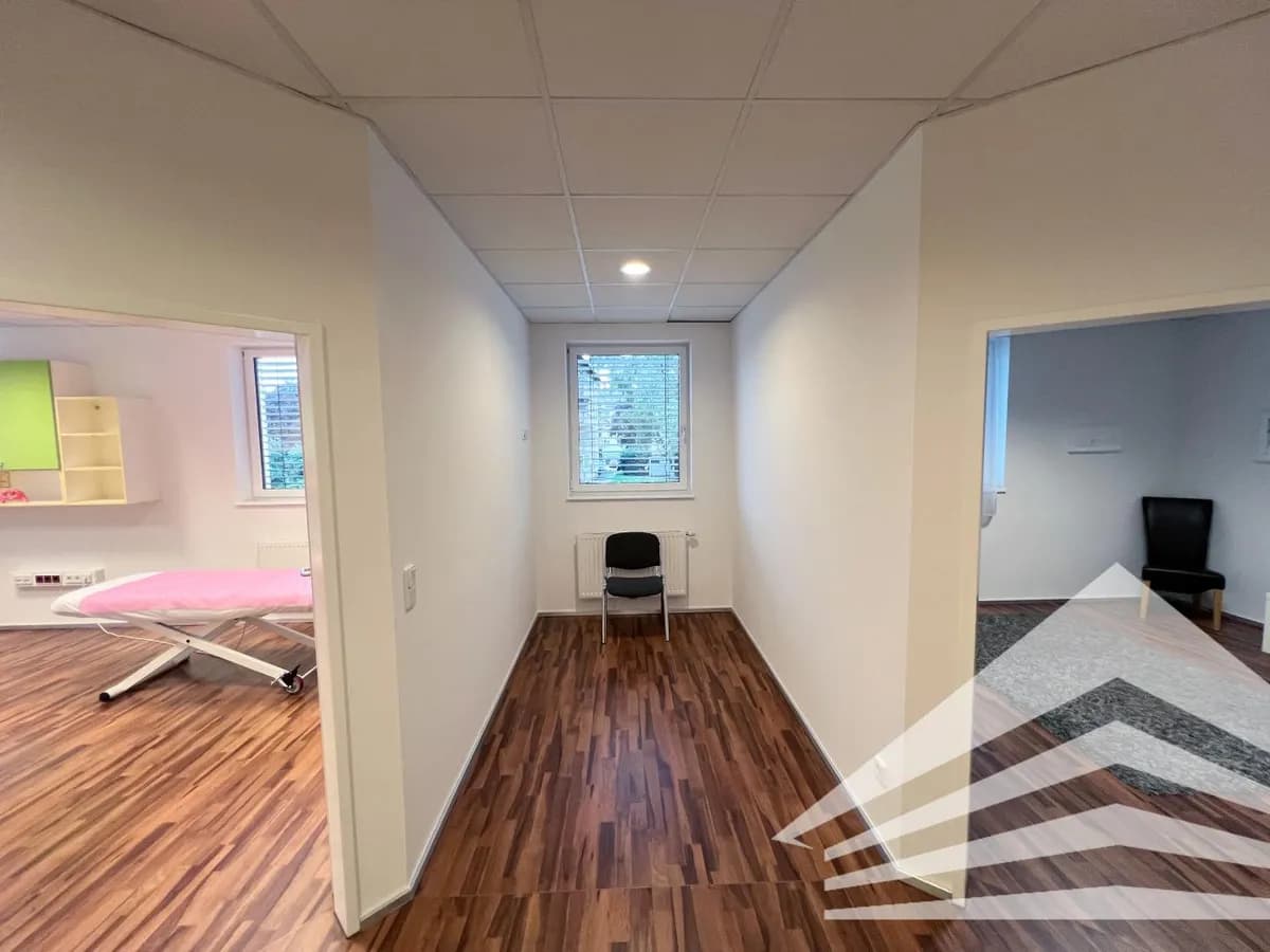 3-Zimmer-Gewerbeimmobilie mieten in Linz – 81 m², € 1.510 – Bild 3 von 8