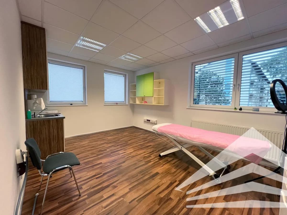 3-Zimmer-Gewerbeimmobilie mieten in Linz – 81 m², € 1.510 – Bild 4 von 8