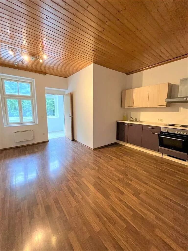 Wohnung mieten in Neunkirchen – 73,86 m², € 590 – Bild 4 von 8