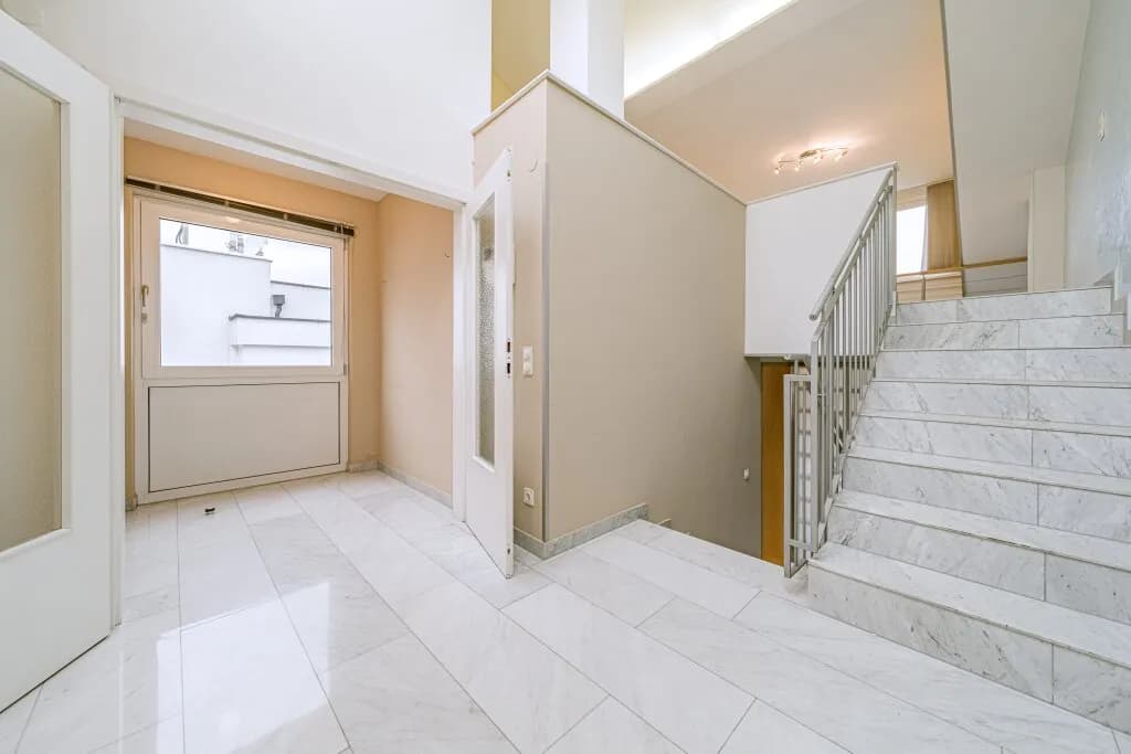 8-Zimmer-Immobilie kaufen in Tulln – 394,63 m², € 2.390.000 – Bild 4 von 29