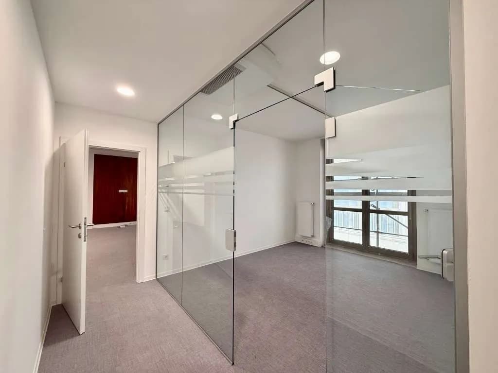 4-Zimmer-Gewerbeimmobilie mieten in Wien – 169 m², € 5.322 – Bild 2 von 23