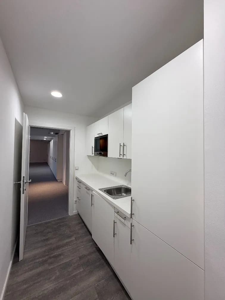 4-Zimmer-Gewerbeimmobilie mieten in Wien – 169 m², € 5.322 – Bild 15 von 23