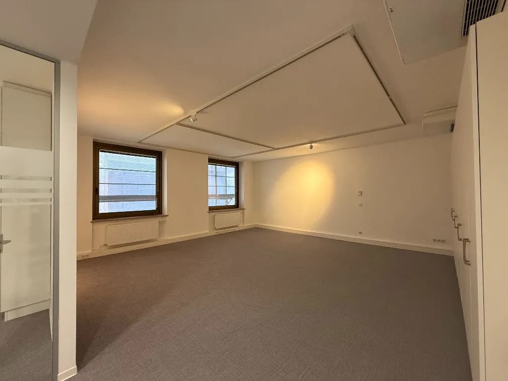 4-Zimmer-Gewerbeimmobilie mieten in Wien – 169 m², € 5.322 – Bild 20 von 23