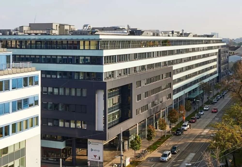 Gewerbeimmobilie mieten in Wien – 2 000 m², € 15 – Bild 2 von 6