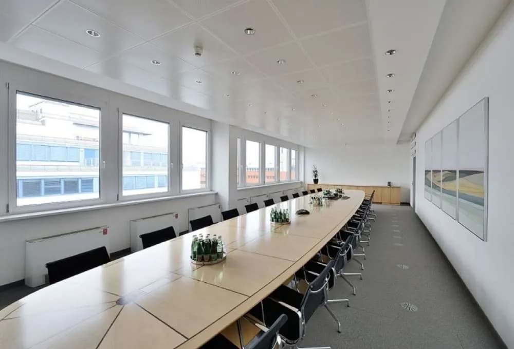 Gewerbeimmobilie mieten in Wien – 2 000 m², € 15 – Bild 5 von 6