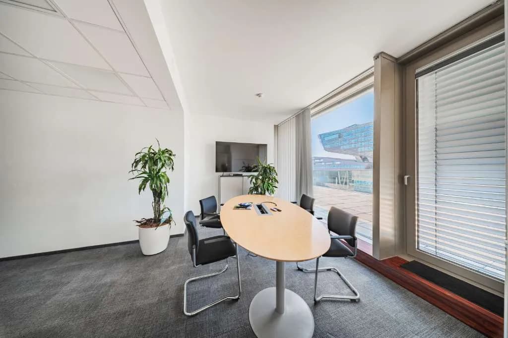 Gewerbeimmobilie mieten in Wien – 912 m², € 14 – Bild 5 von 14