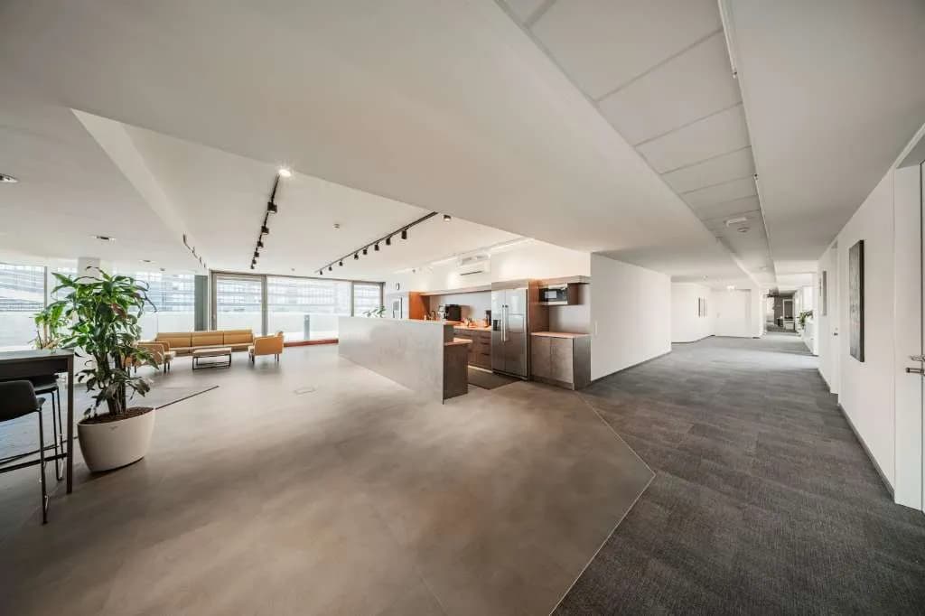 Gewerbeimmobilie mieten in Wien – 912 m², € 14 – Bild 7 von 14