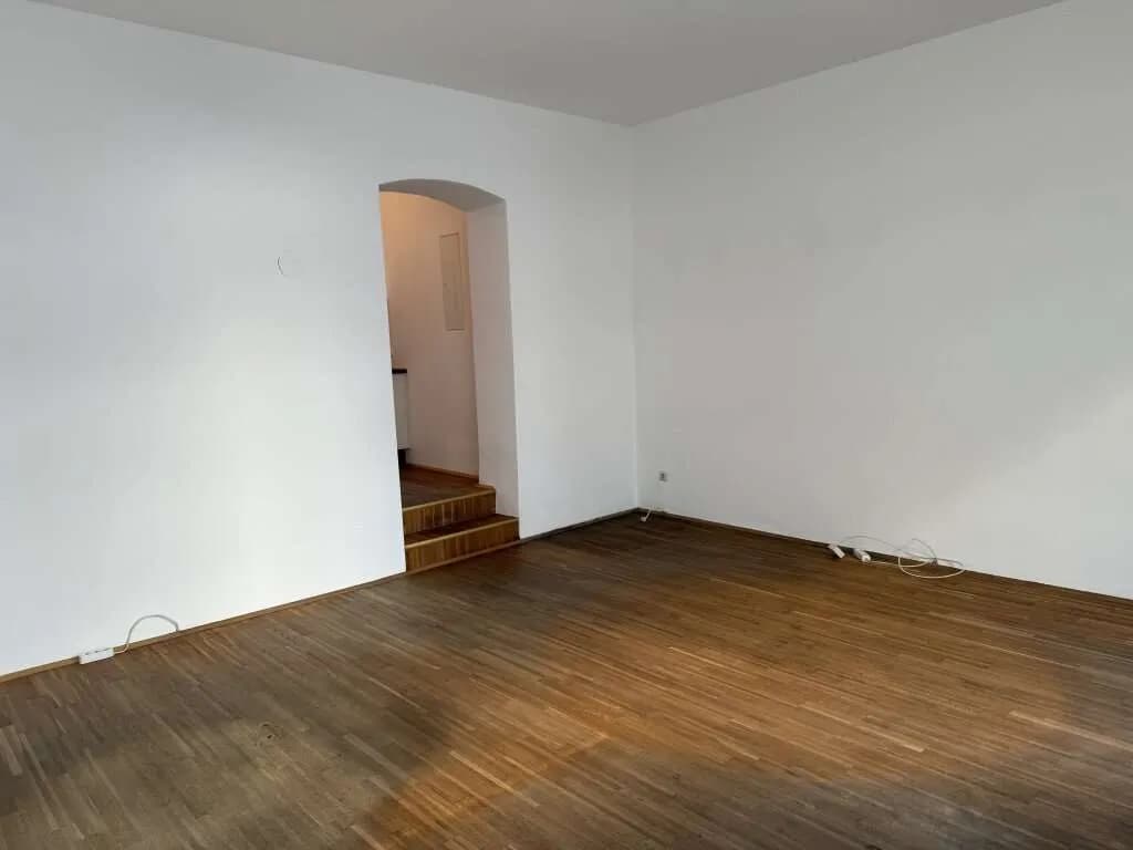 1-Zimmer-Gewerbeimmobilie mieten in Wien – 42 m², € 731 – Bild 2 von 9