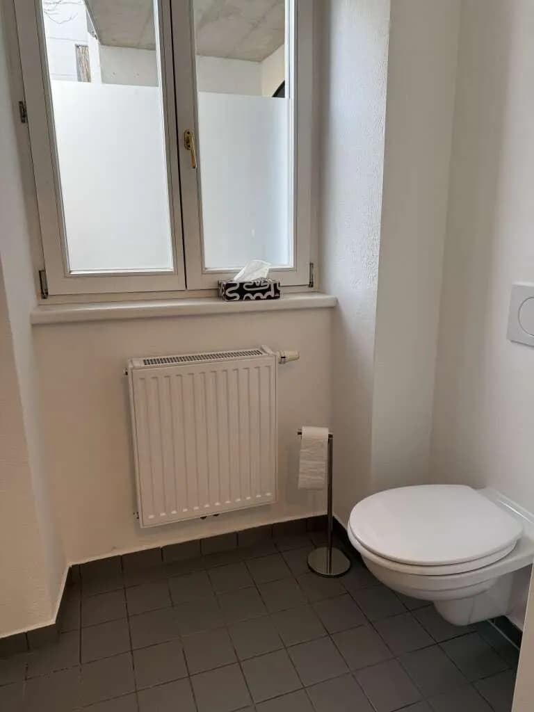 1-Zimmer-Gewerbeimmobilie mieten in Wien – 42 m², € 731 – Bild 7 von 9