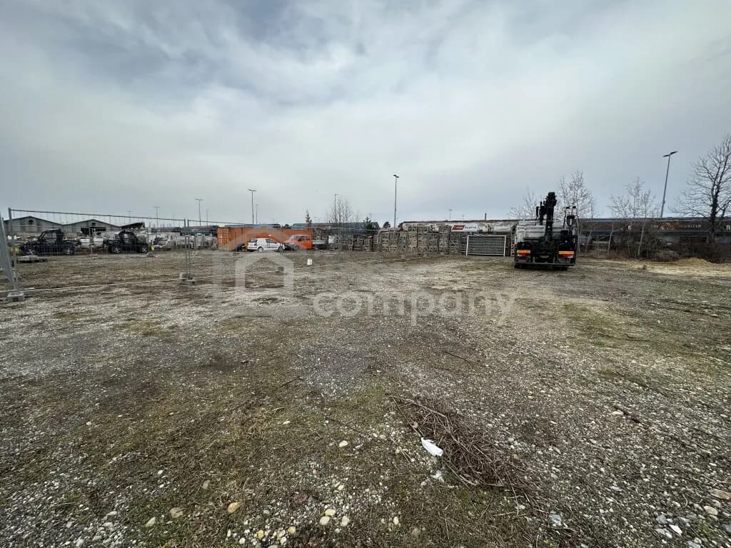 Immobilie mieten in Gänserndorf – 1 000 m², € 2 – Bild 2 von 14