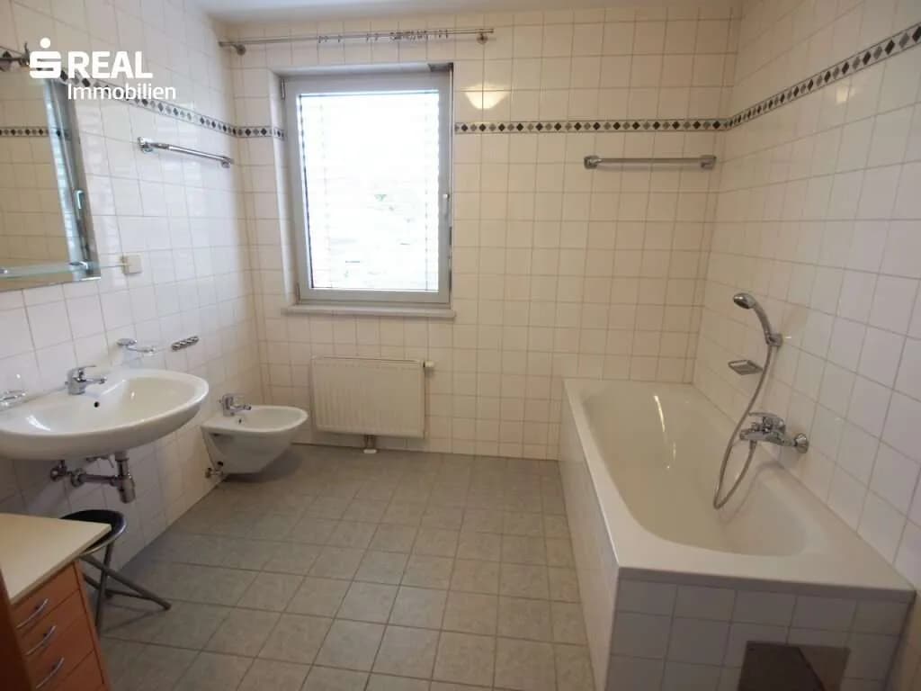 4-Zimmer-Gewerbeimmobilie mieten in Eisenstadt – 116 m², € 7 – Bild 9 von 16