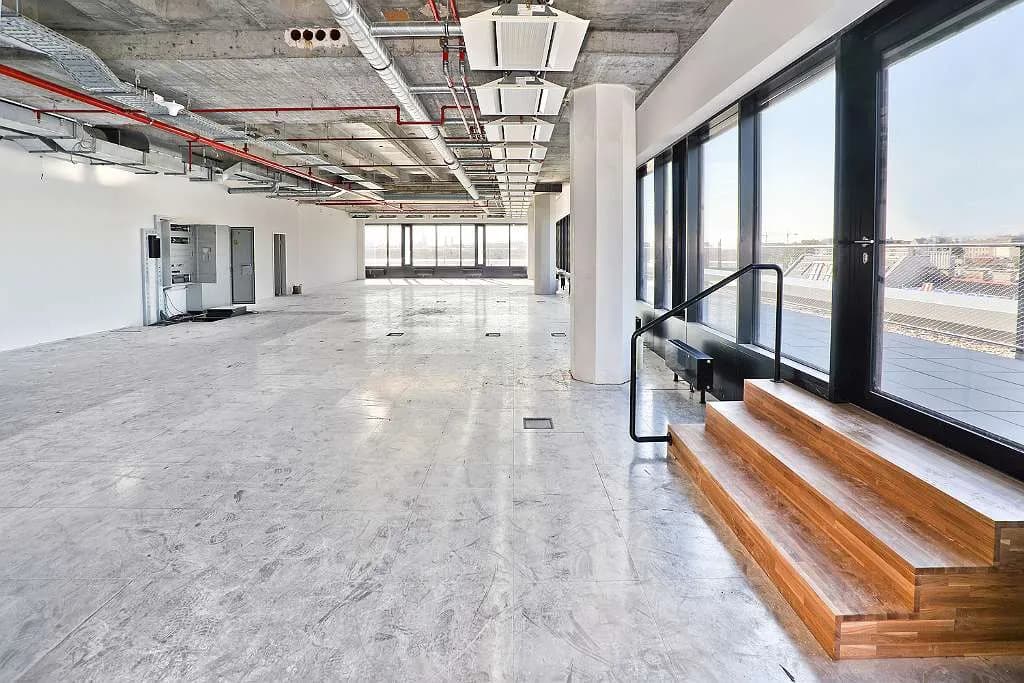 Gewerbeimmobilie mieten in Wien – 723 m², € 21