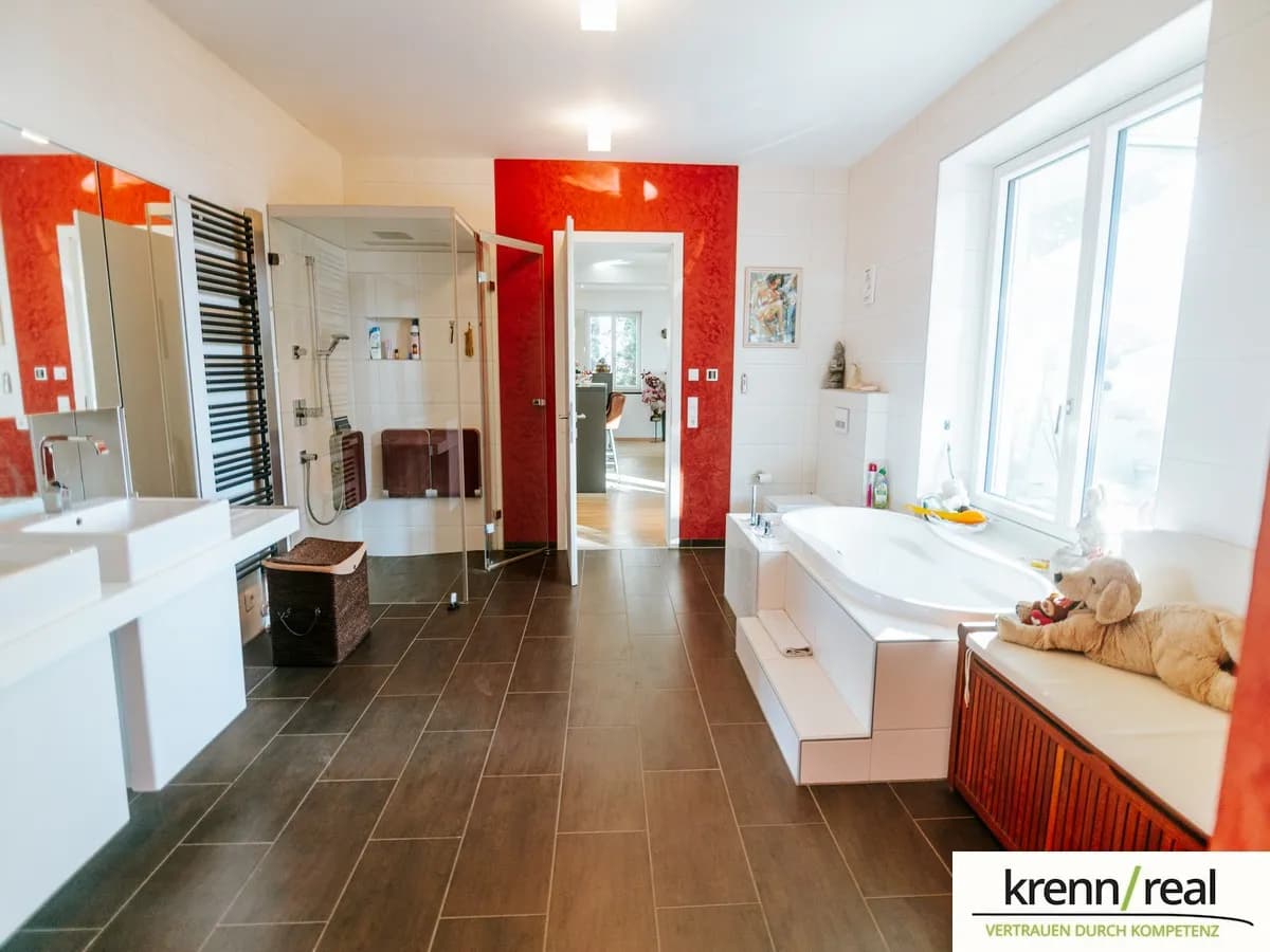 Immobilie kaufen in Gmunden – 450 m², € 3.900.000 – Bild 12 von 13