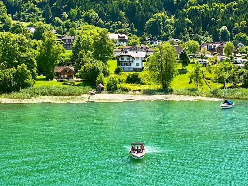 6-Zimmer-Haus kaufen in Feldkirchen – 180 m², € 4.500.000
