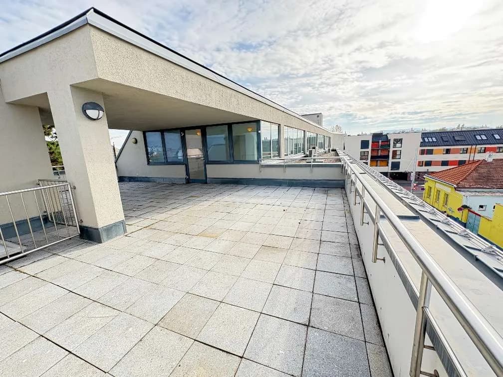 Gewerbeimmobilie mieten in Wien – 151 m², € 1.698