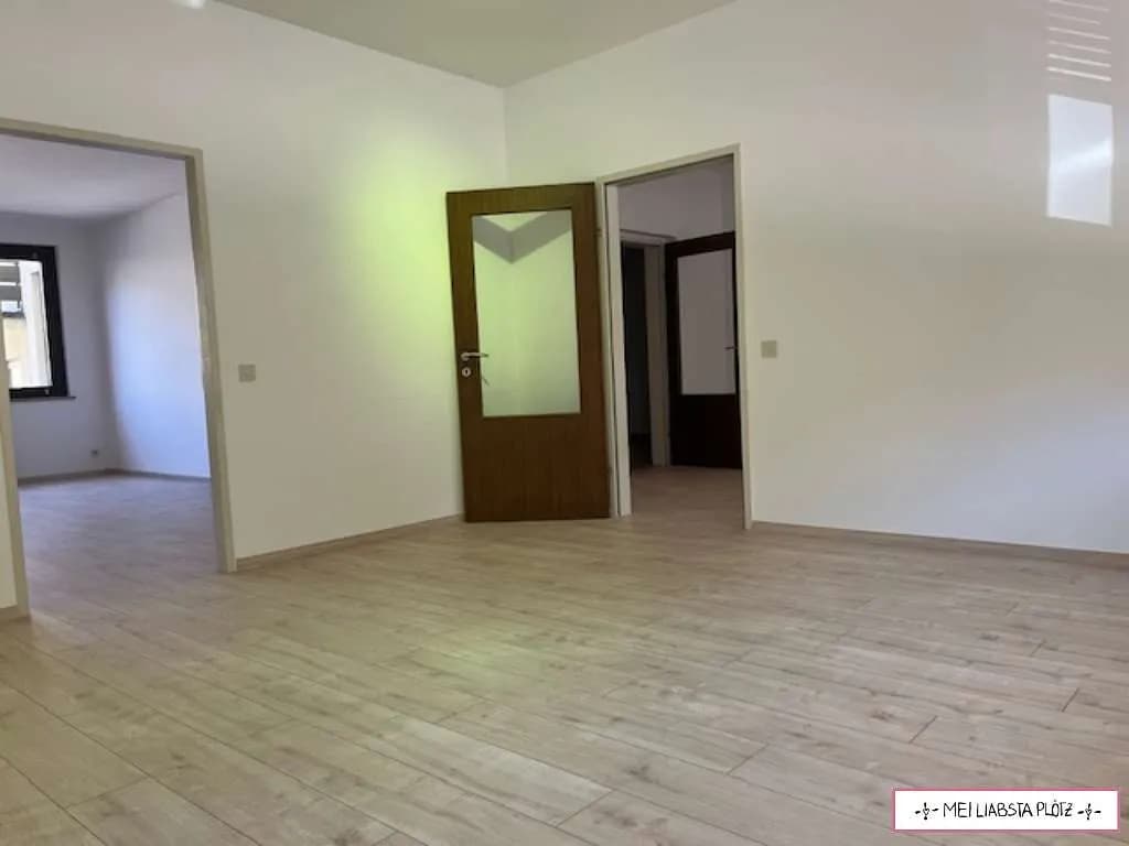 4-Zimmer-Gewerbeimmobilie mieten in Wels – 108 m², € 1.240 – Bild 3 von 5